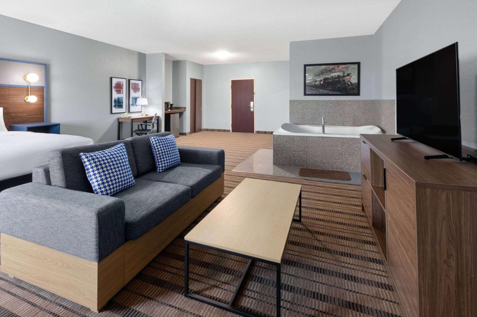 Pioneer Inn & Suites Grinnell Экстерьер фото