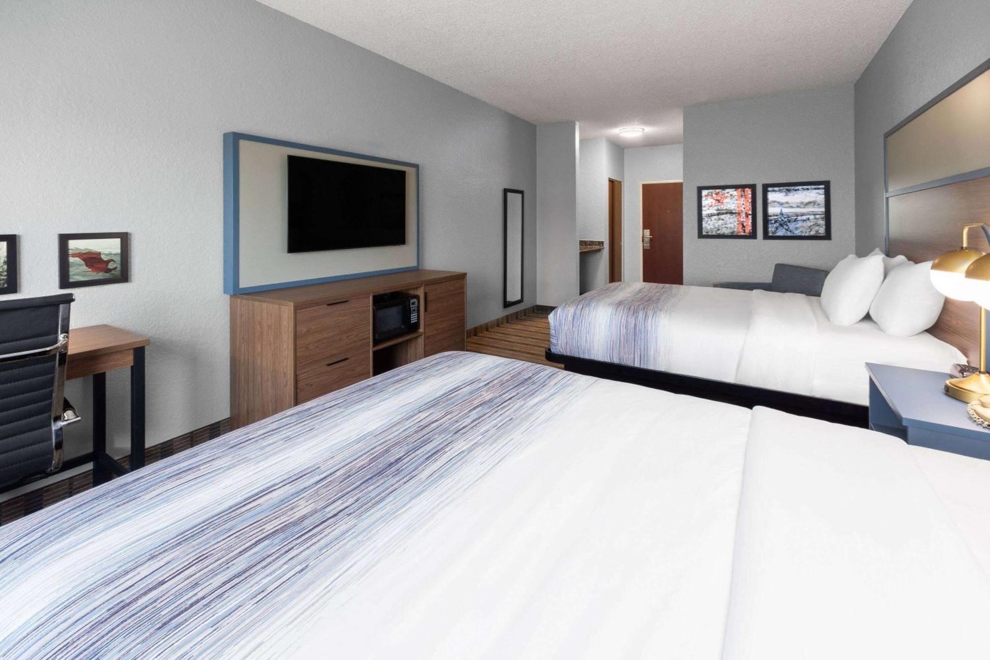 Pioneer Inn & Suites Grinnell Экстерьер фото